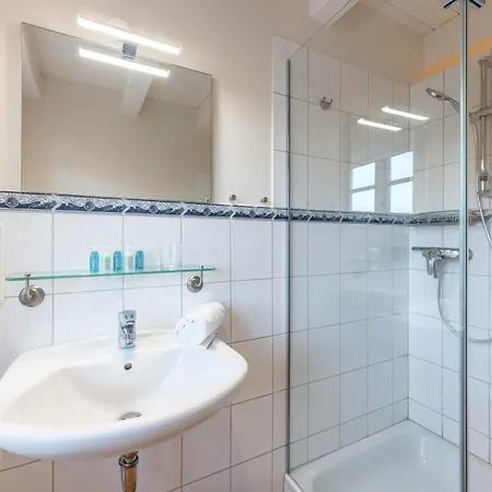 Am - Whg 7 Osterley Apartment
